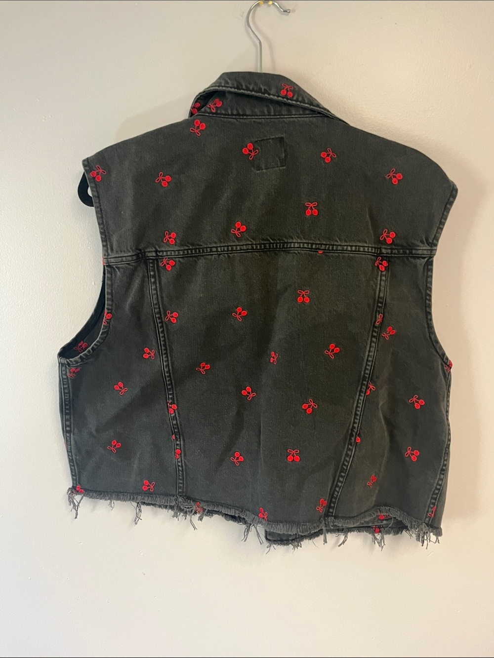 wild fable Black Distressed Denim Vest with Red Cherry Embroidery - Picture 3 of 3